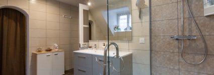 Salle de bain renovee douche