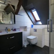 salle de bain rénovée sous mansarde
